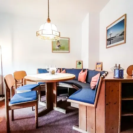 Haus Am Roemerbad Apartmán *