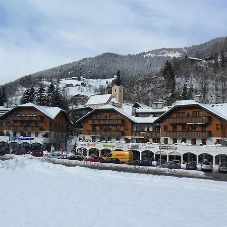 Haus Am Romerbad Апартаменты