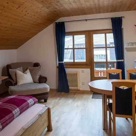 Haus Am Römerbad Apartment